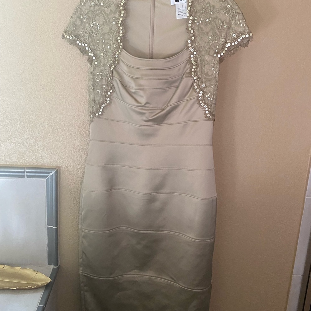 T by Tadashi.  Dress.  Champagne.  Size 6 NWT
